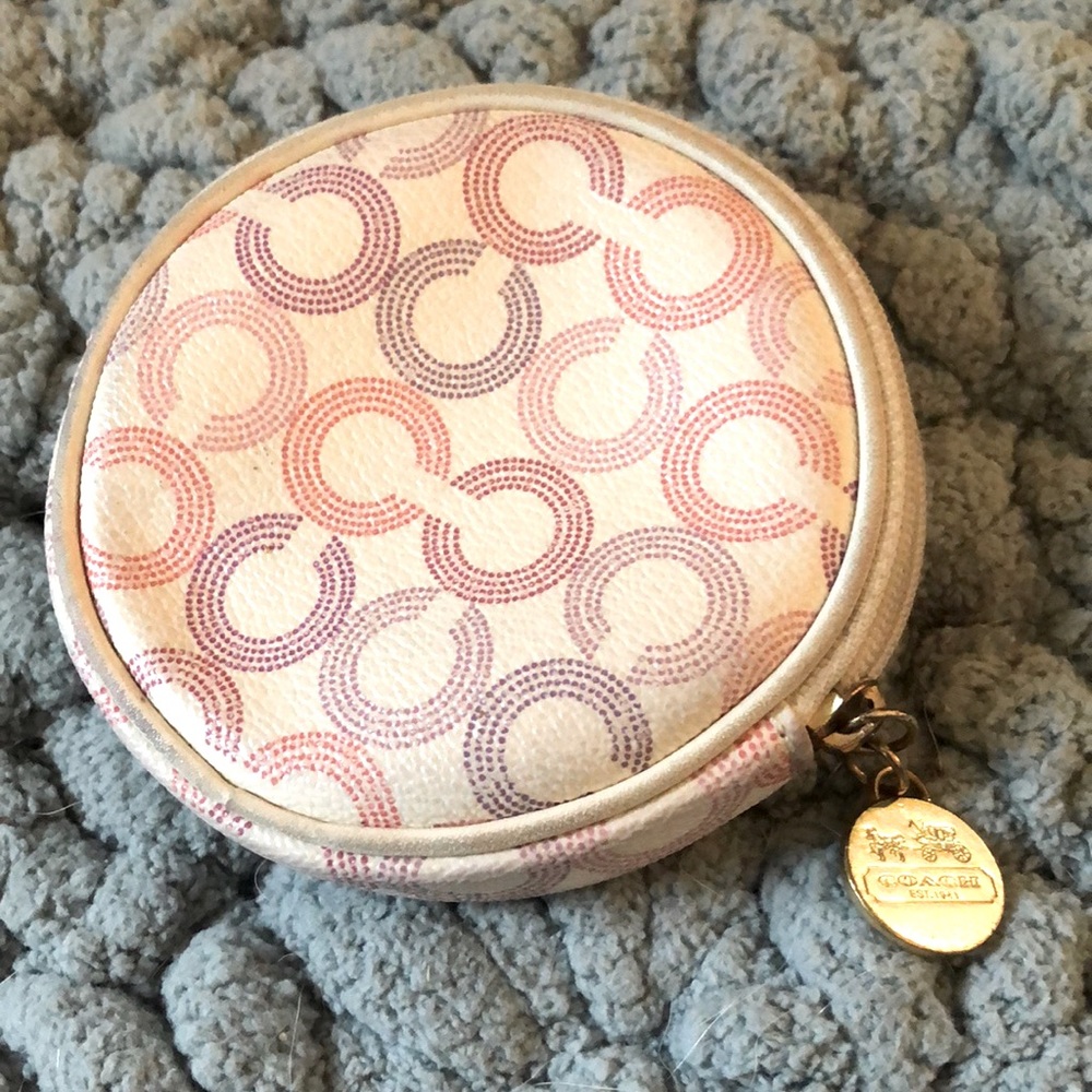 ๐๐3/$20๐๐ Coach Coin Pouch Pink and Purple - Picture 1 of 3